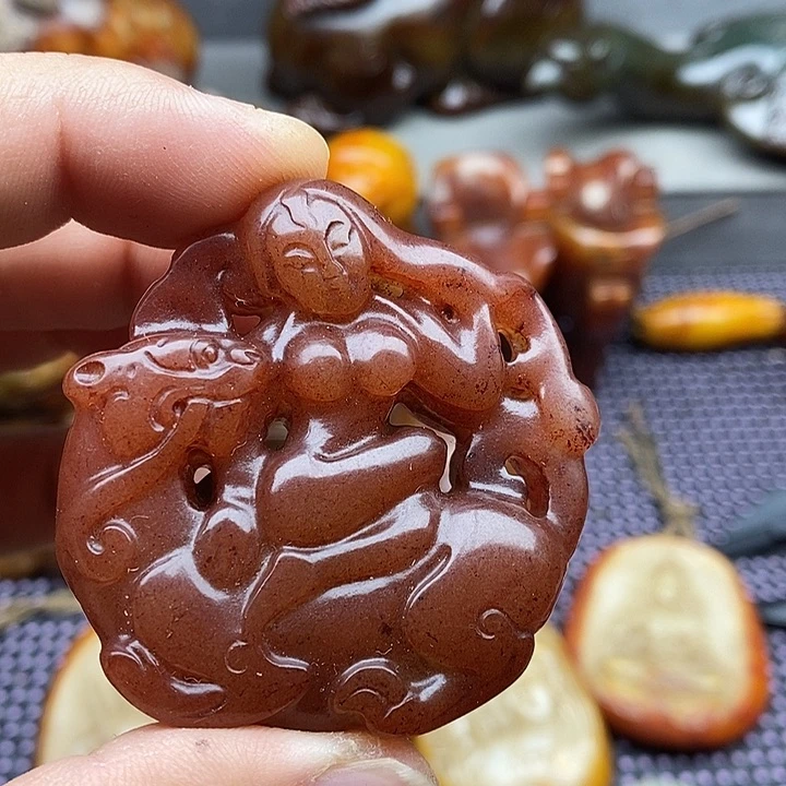 未镶嵌蛇纹石玉颈饰