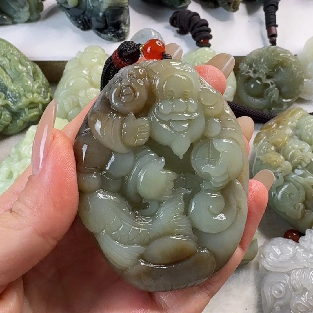 未镶嵌和田玉把件