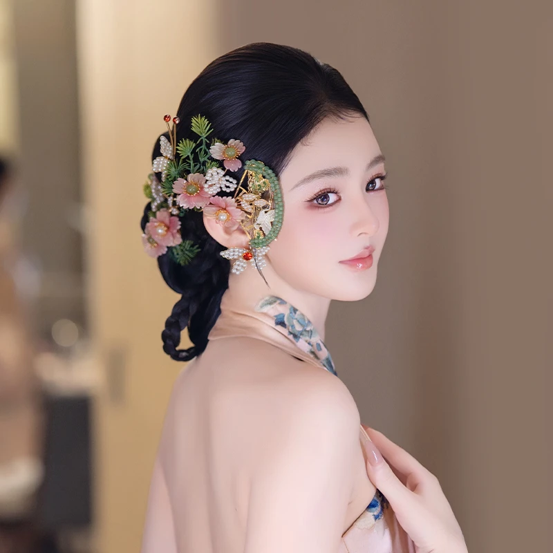合金树脂婚庆饰品 新娘结婚粉色新中式造型花朵仙气跟妆发饰G0292