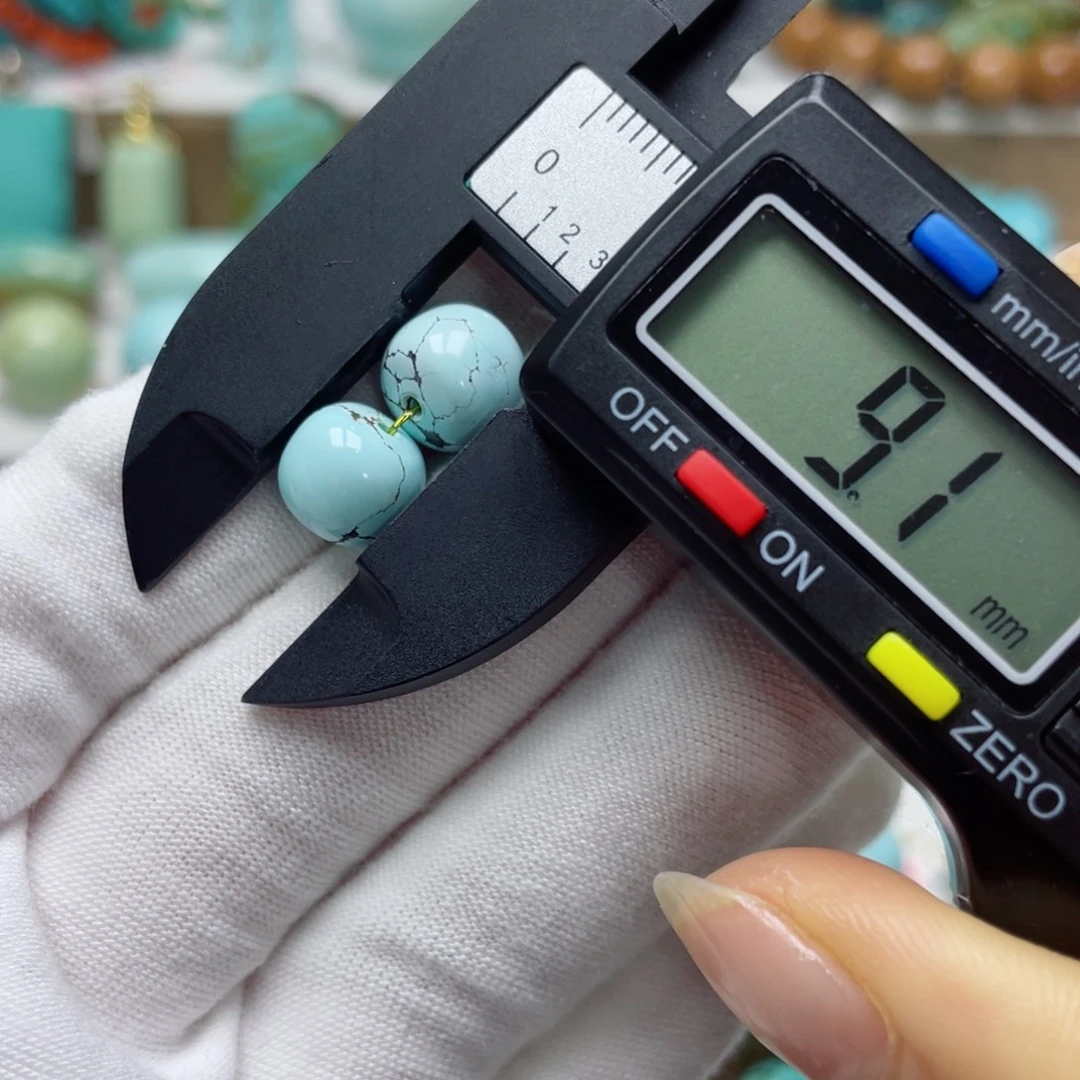 绿松石未镶嵌挂件