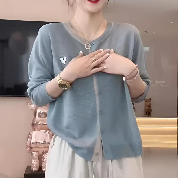 夏季新款冰丝防晒衣女宽松大码时尚洋气百搭披肩外搭开衫针织衫