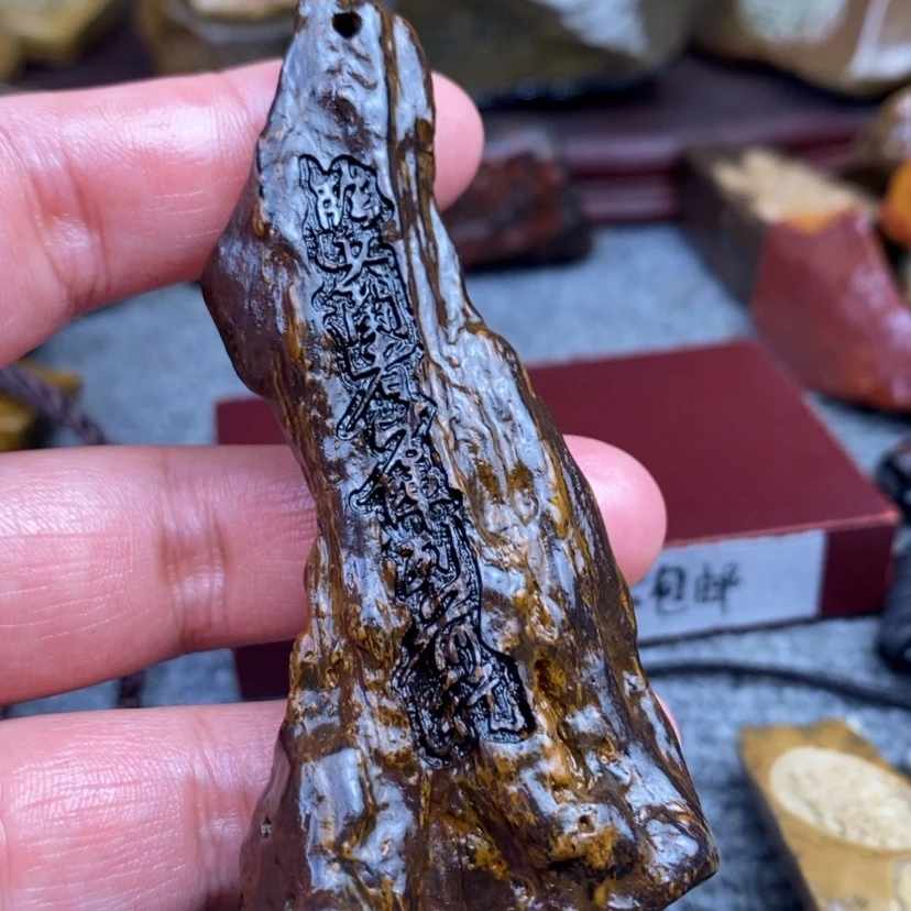 【闪购商品】原石雕刻手把件