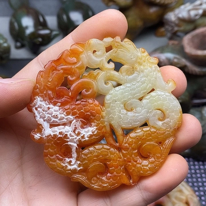 未镶嵌蛇纹石玉颈饰