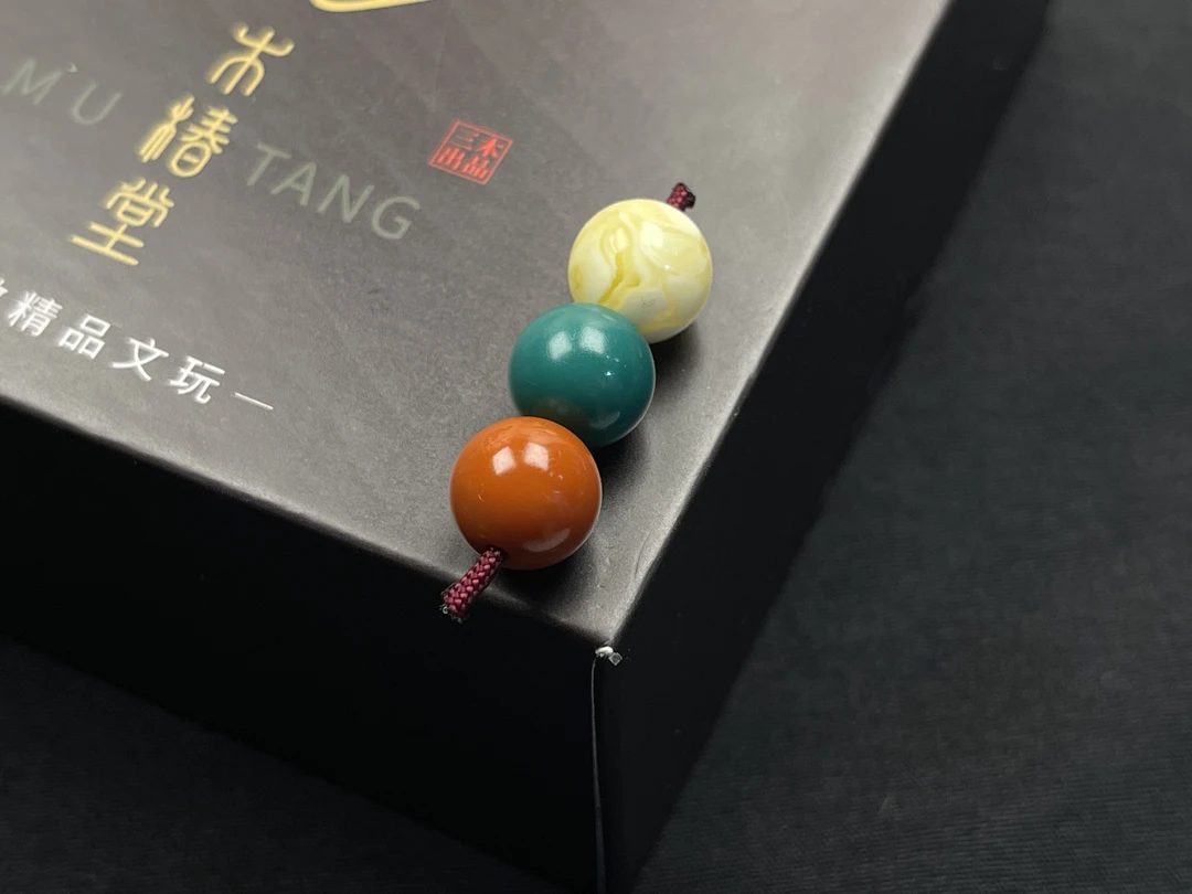 圆珠红绿灯 单珠直径10.5全品无暇 高瓷不反