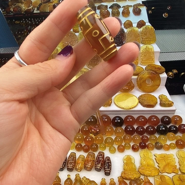 琥珀未镶嵌吊坠(不含链)天然缅甸琥珀金棕九眼天珠