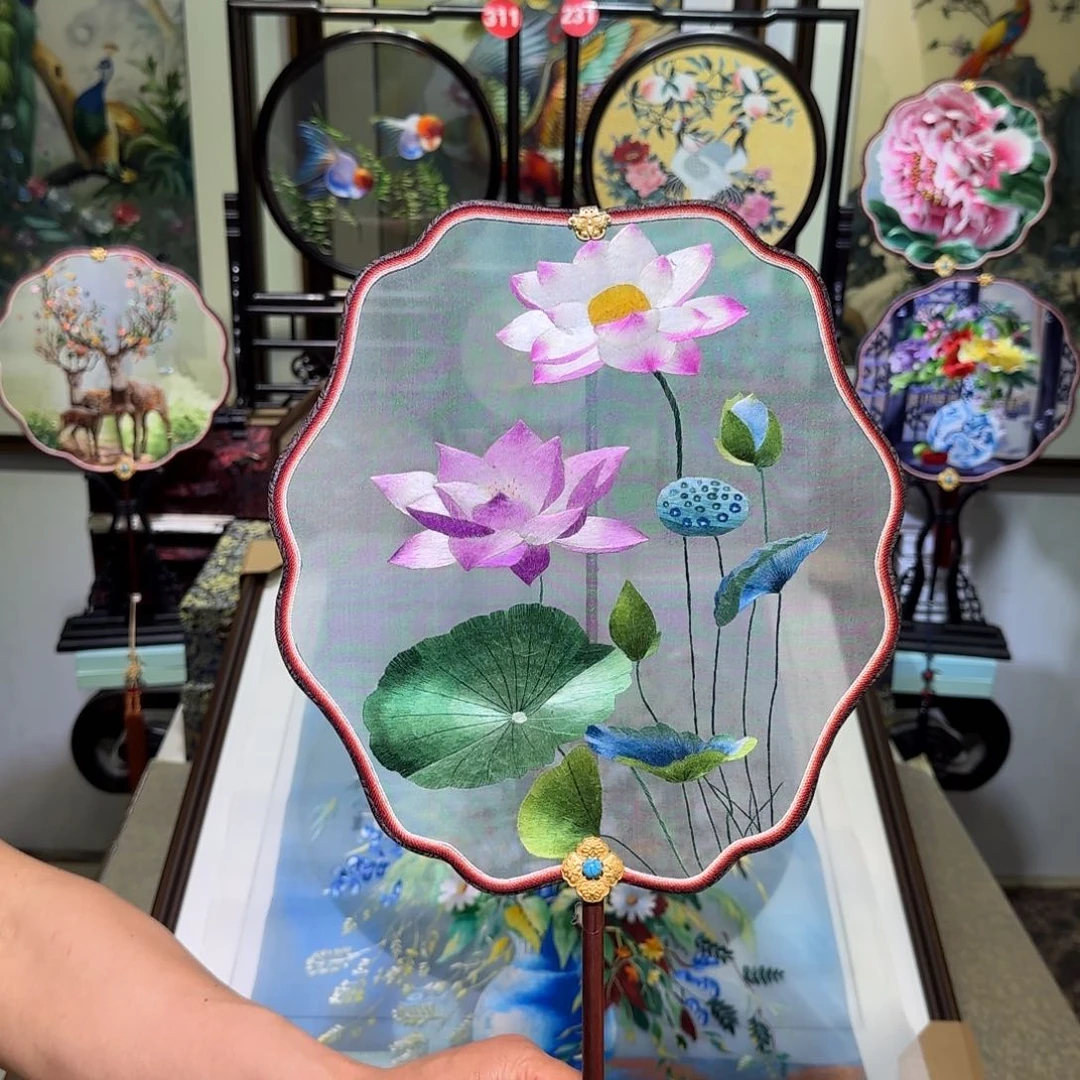 刺绣刺绣工艺精湛