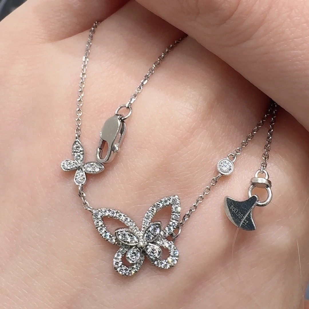 颈饰铂Pt950镶嵌实验室培育钻石双蝴蝶