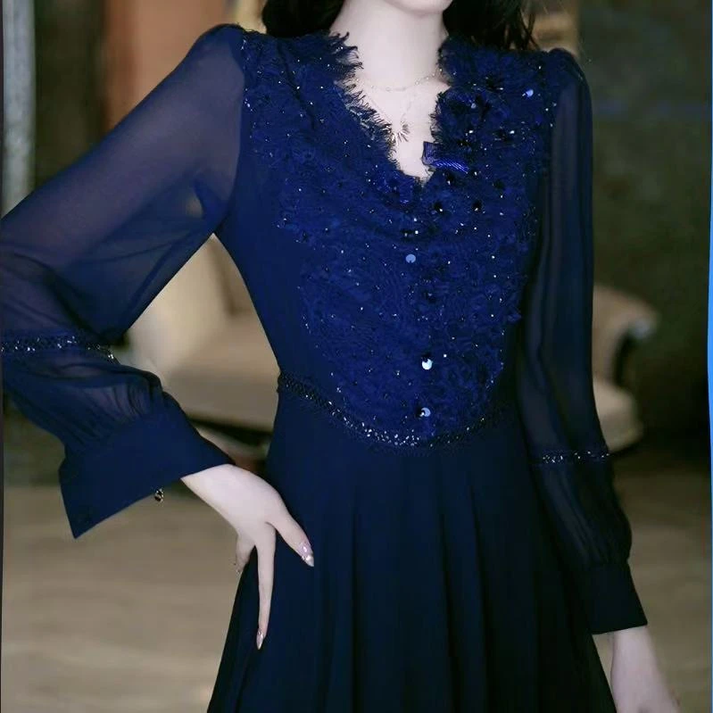 3-3【巴黎美人】重工气质连衣裙