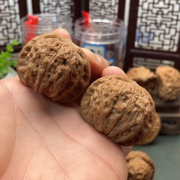 吊坠文玩核桃血麒麟