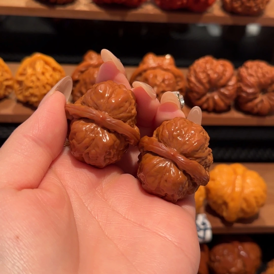 文玩核桃吊坠阿*蛤蟆头33.8 精品2333