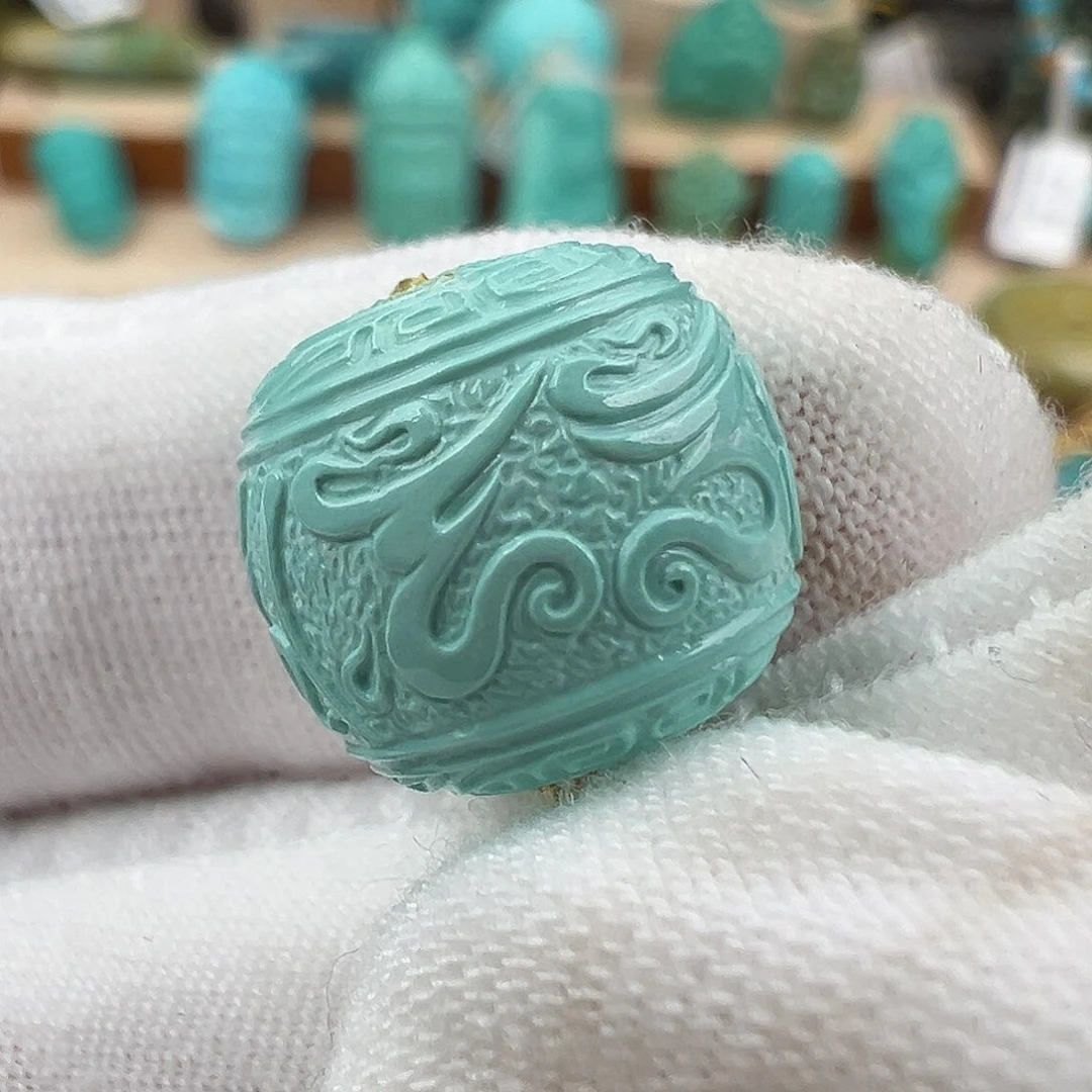 绿松石配饰未镶嵌?****1