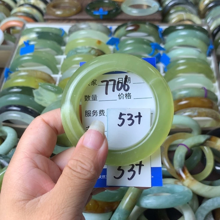 未镶嵌蛇纹石玉手镯7706