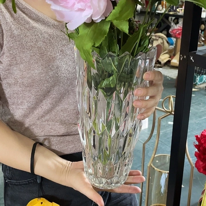 陶瓷花瓶部分（微瑕）