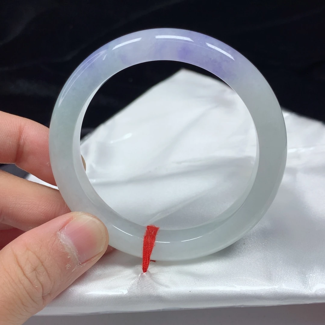 翡翠手镯（圆镯）未镶嵌54.2