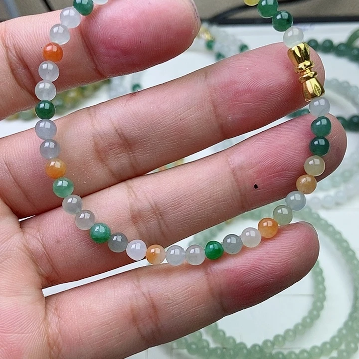 定制翡翠未镶嵌征****?手链