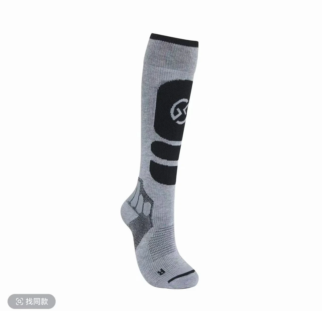 128的羊毛雪袜一双，尺码随机发