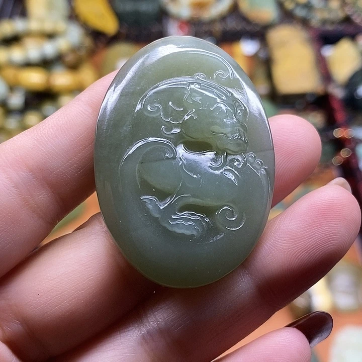 和田玉未镶嵌挂件