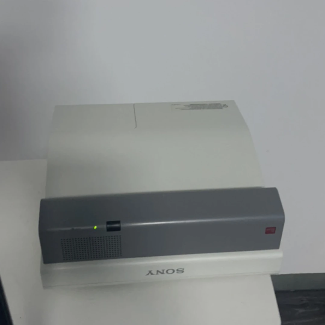 9新 Sony/索尼 9新 二手 索尼投影仪 运费自理