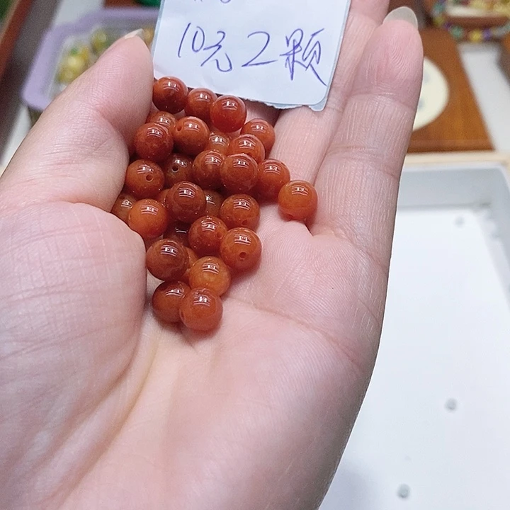 翡翠散珠冰红翡卡8