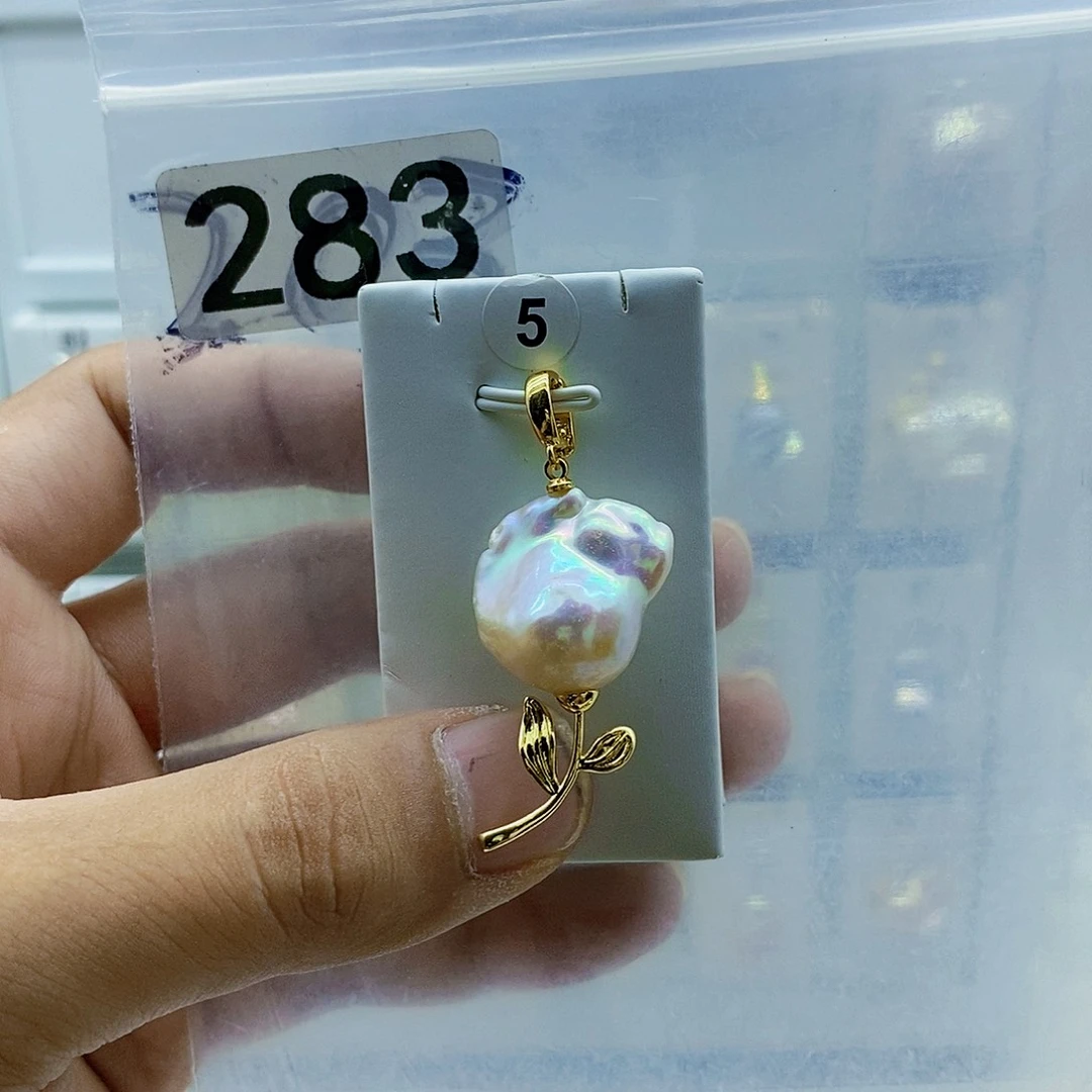 颈饰合金淡水珍珠