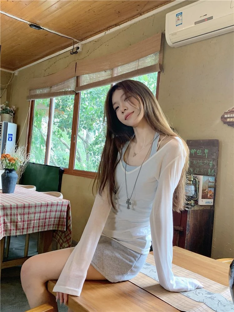 纯欲风套装V领薄款罩衫T恤女夏季小众内搭挂脖背心上衣时尚两件套