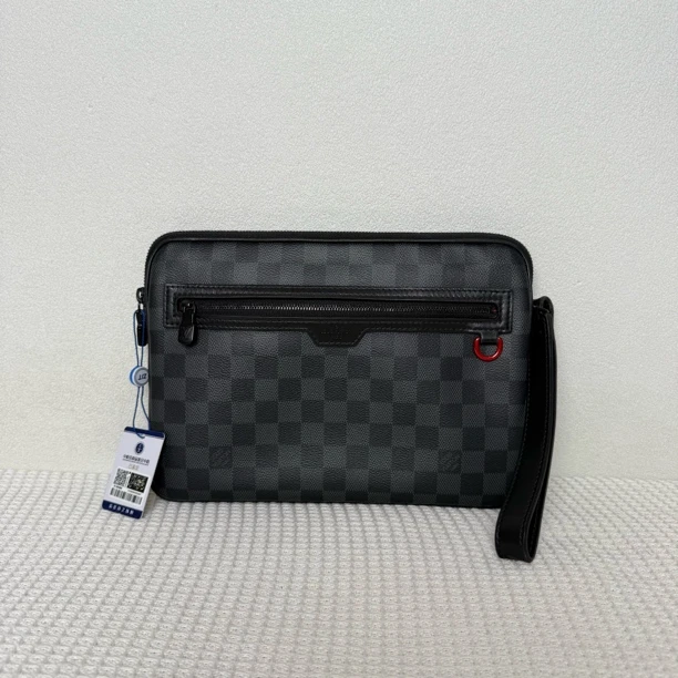 95新 LouisVuitton/路易威登 5970/男士时尚芯片款黑棋盘格手拿包