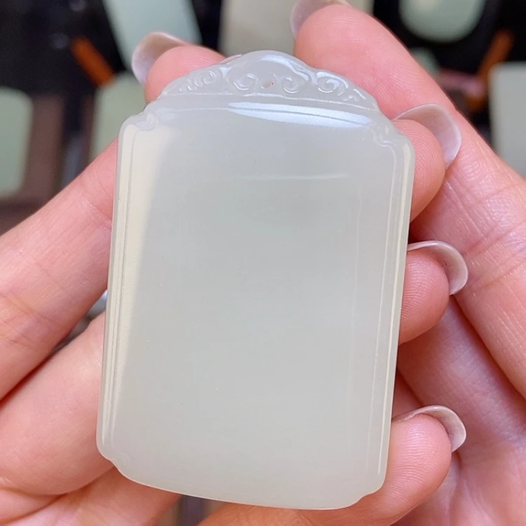 【闪购商品】颈饰未镶嵌和田玉