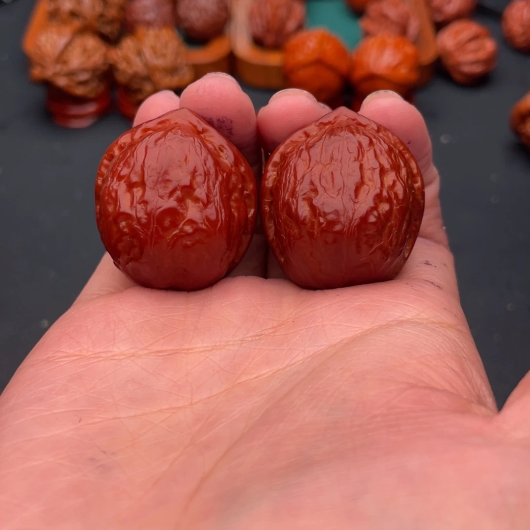 飞***把件文玩核桃小红帽