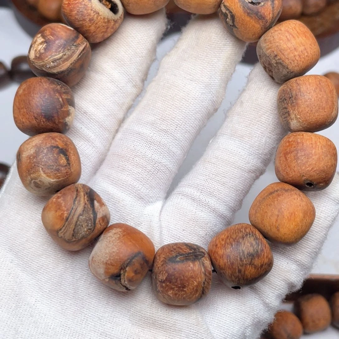 贡木梁*定制产品1516虫漏瑕疵