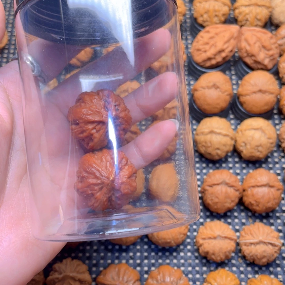 失***冰核桃文玩把件核桃密封罐