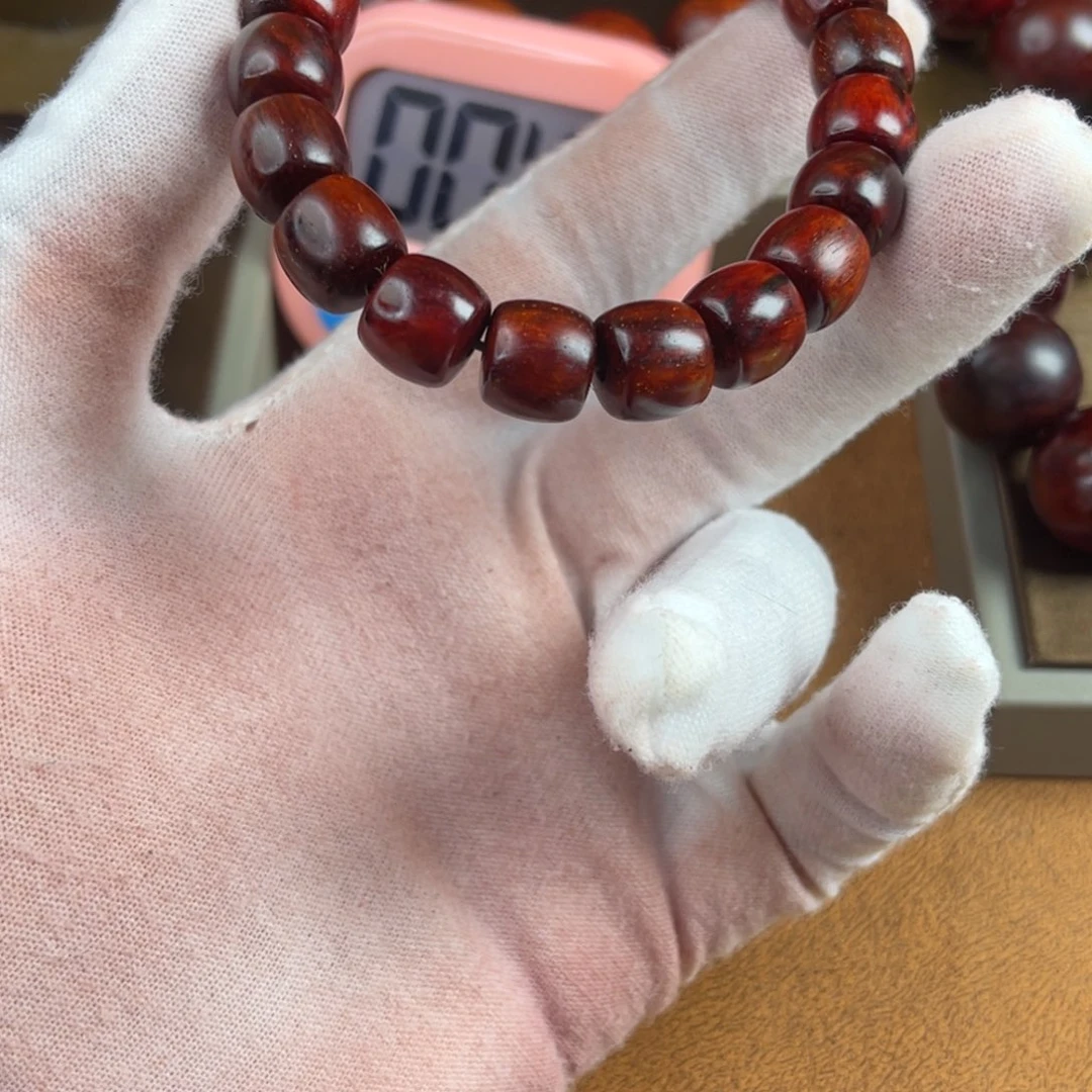 檀香紫檀（小叶紫檀）海*