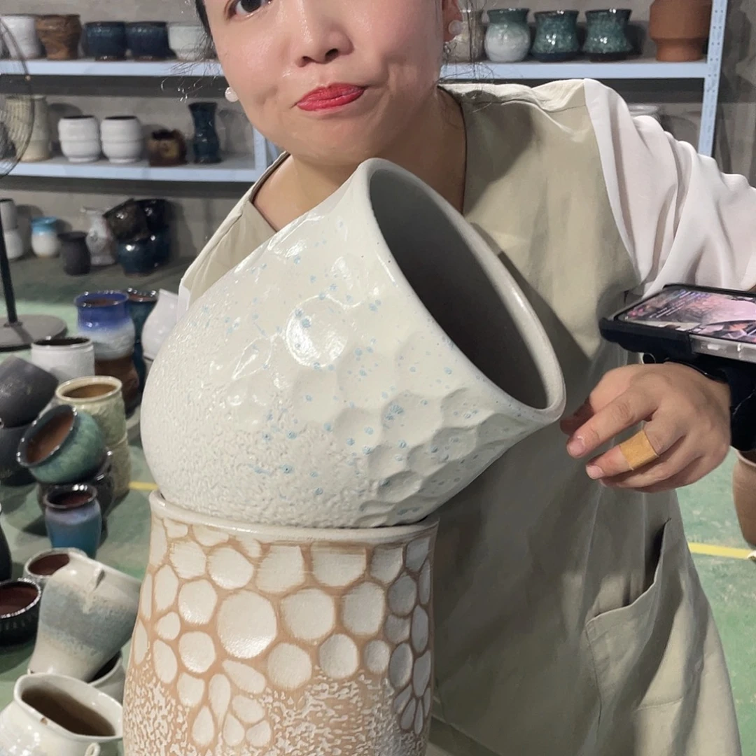 23/19红陶正品两个