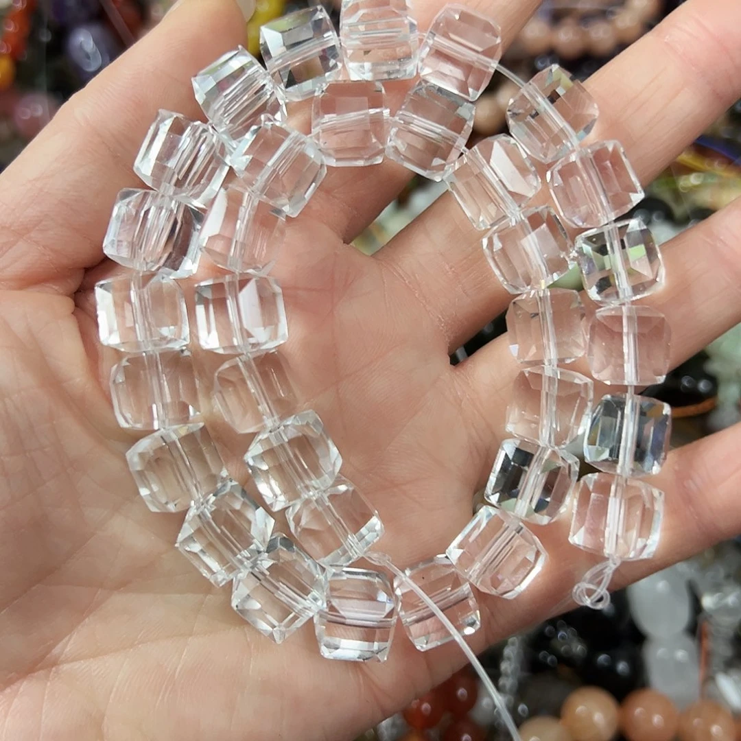 玛瑙/玉髓未镶嵌珠宝半成品，卡10压电白水晶方糖33颗