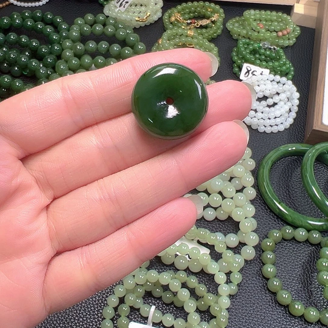 和田玉（碧玉）未镶嵌颈饰