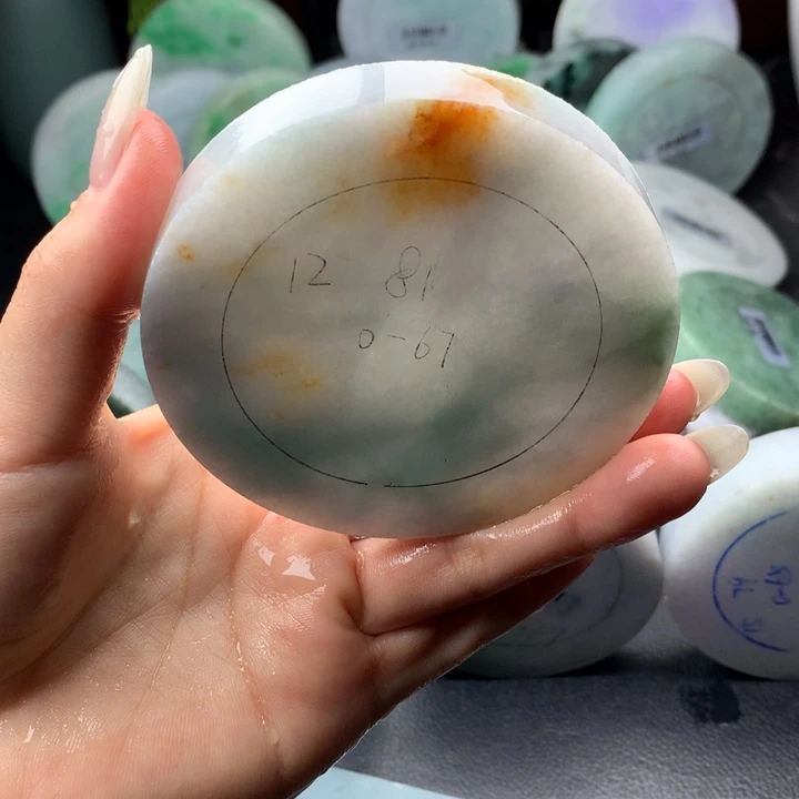 定制翡翠未镶嵌手镯
