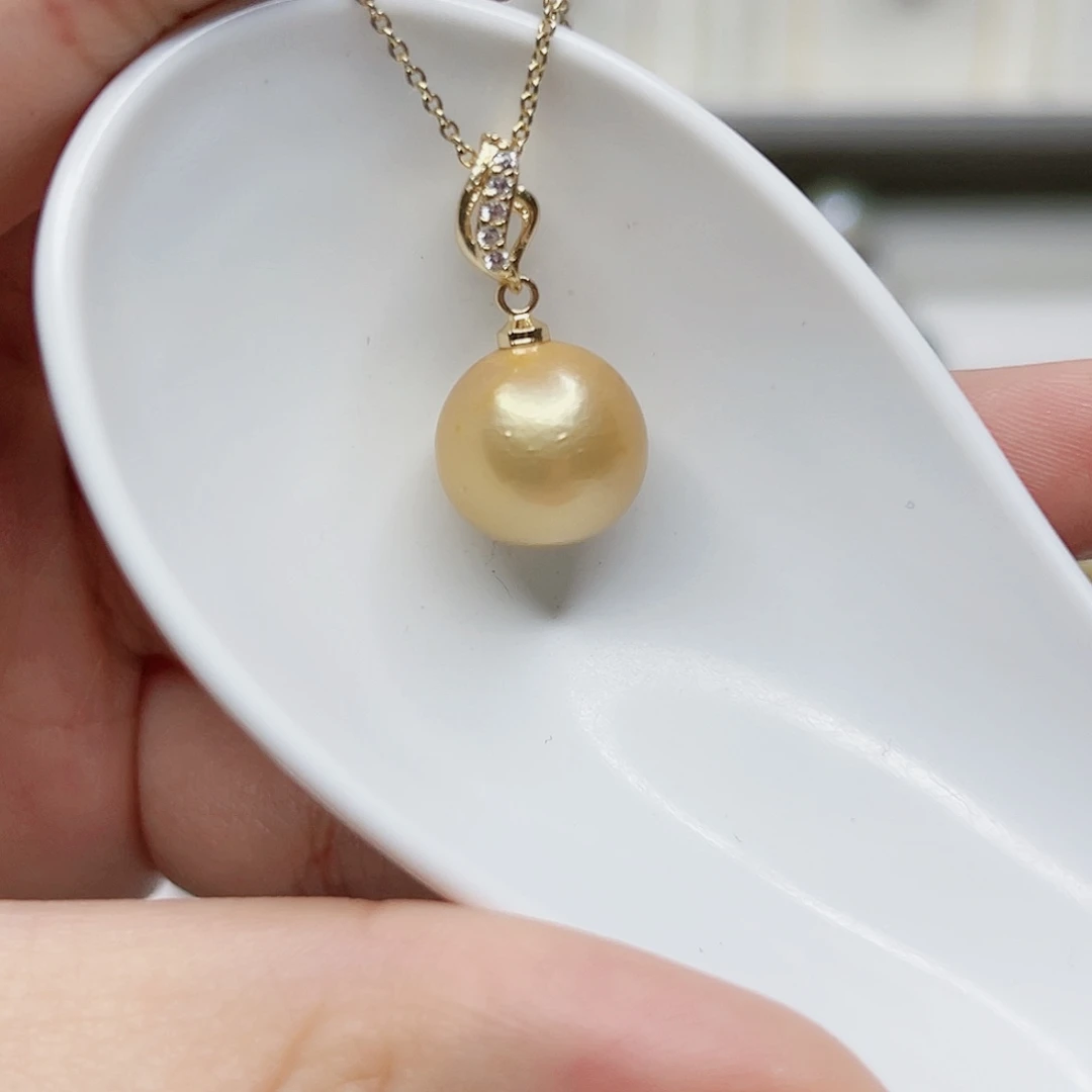 淡水珍珠颈饰未镶嵌