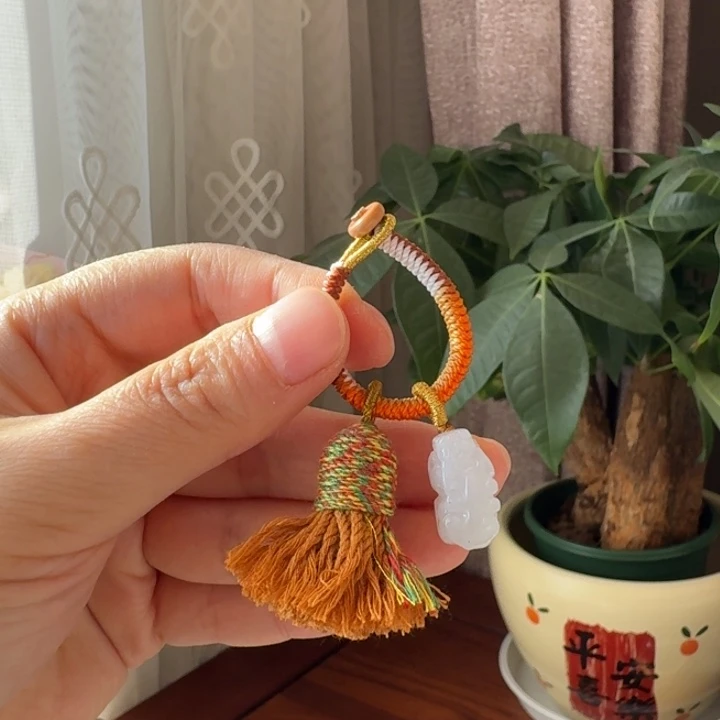 翡翠未镶嵌颈饰25