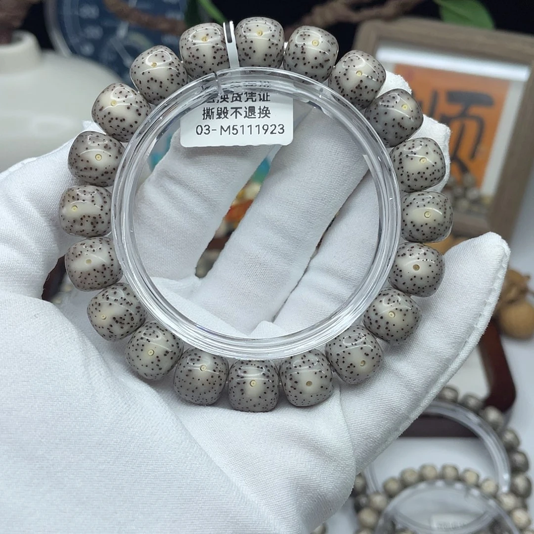 莫***ヾ星月菩提手串12×11瓷白满天星M16