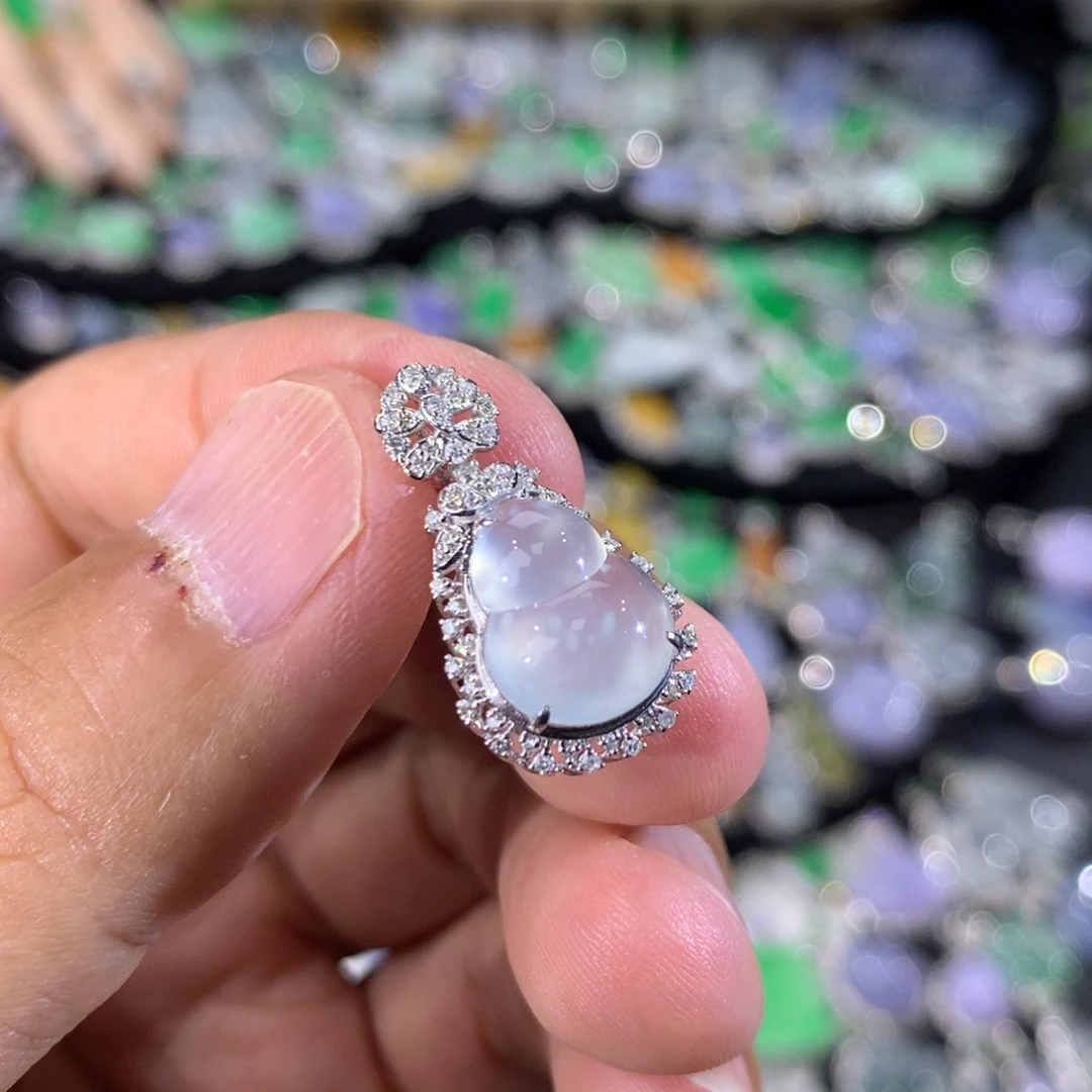 翡翠18K金镶嵌吊坠(不含链)
