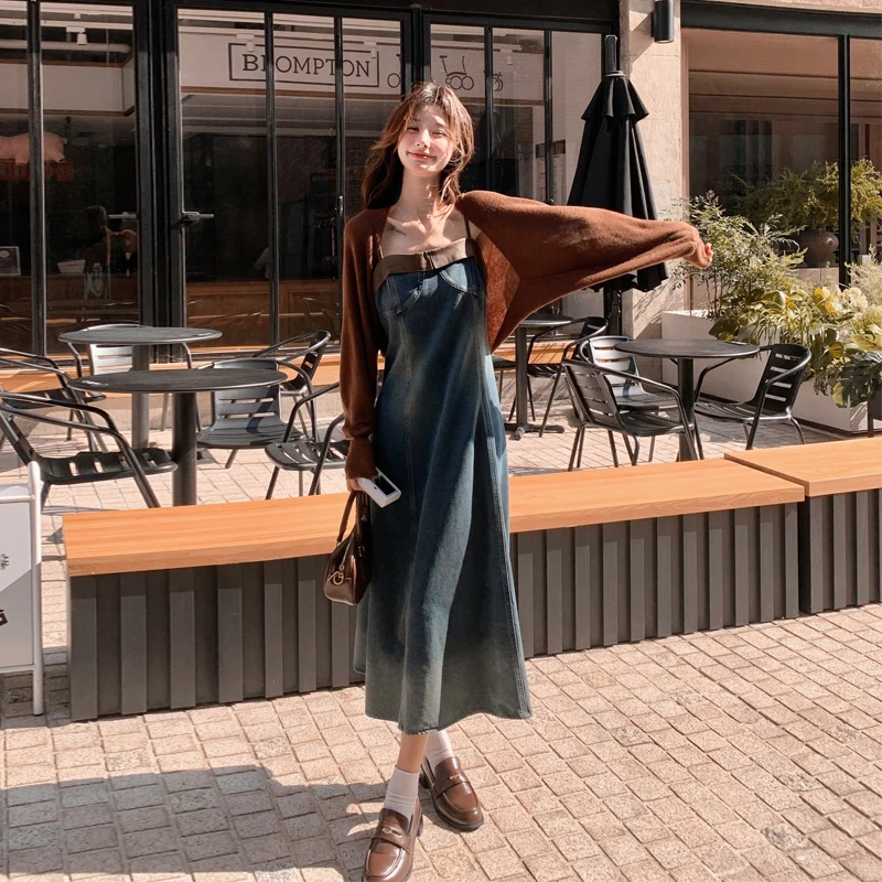 法式针织披肩牛仔吊带裙2025春秋新款复古美拉德穿搭通勤气质套装