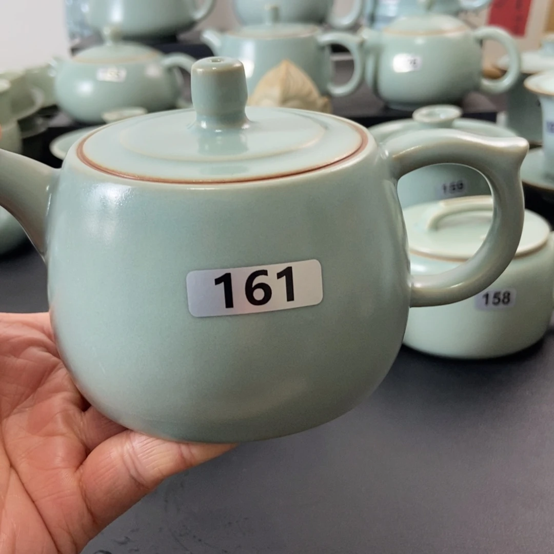 舍***得二级品天青釉井栏壶福利款