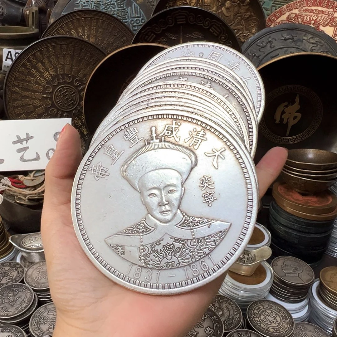 金属复古风格摆件