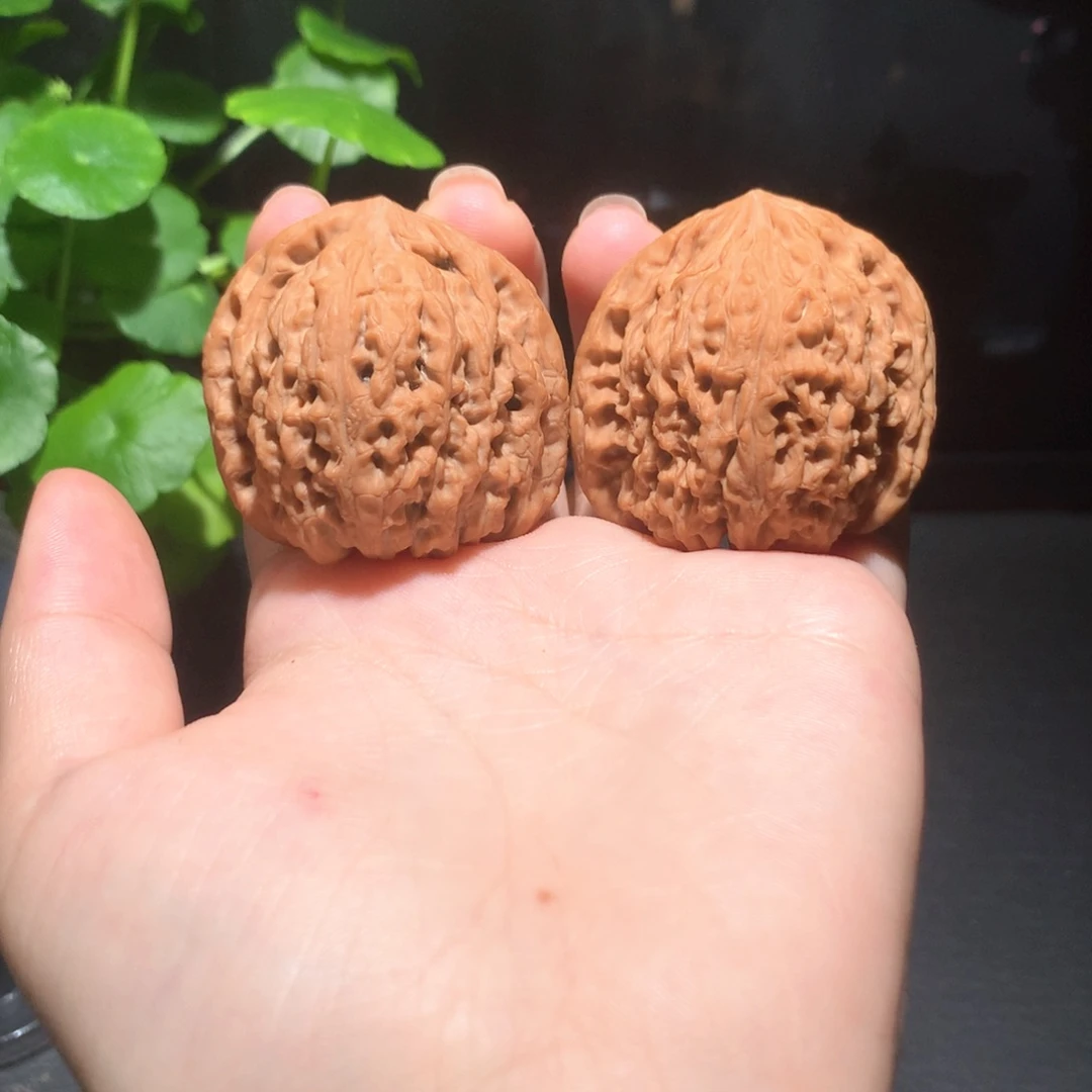 文玩核桃吊坠刘志瑞橘皮南疆石050803