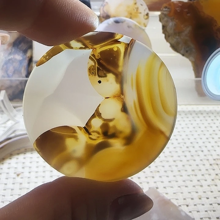 玛瑙/玉髓未镶嵌珠宝奇石