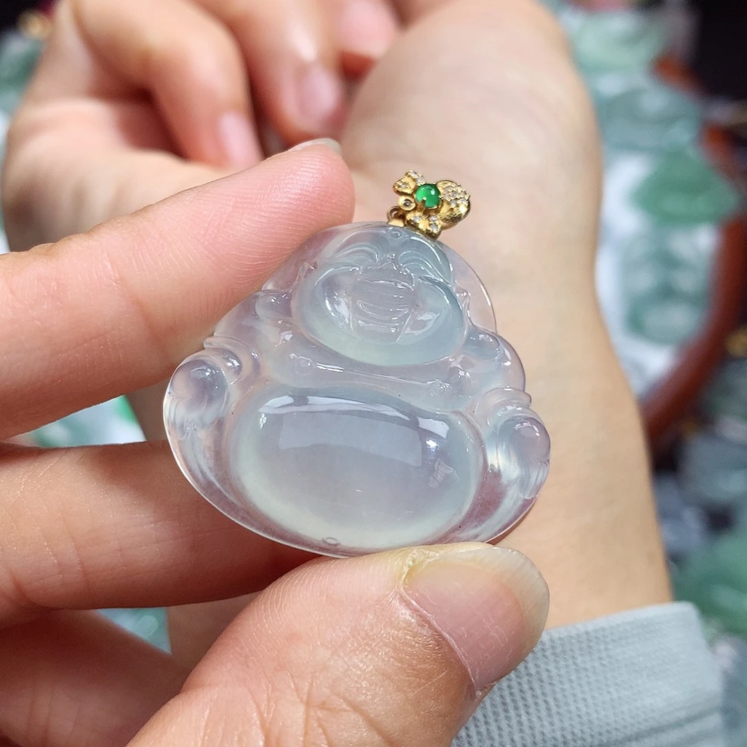 翡翠未镶嵌颈饰佛公