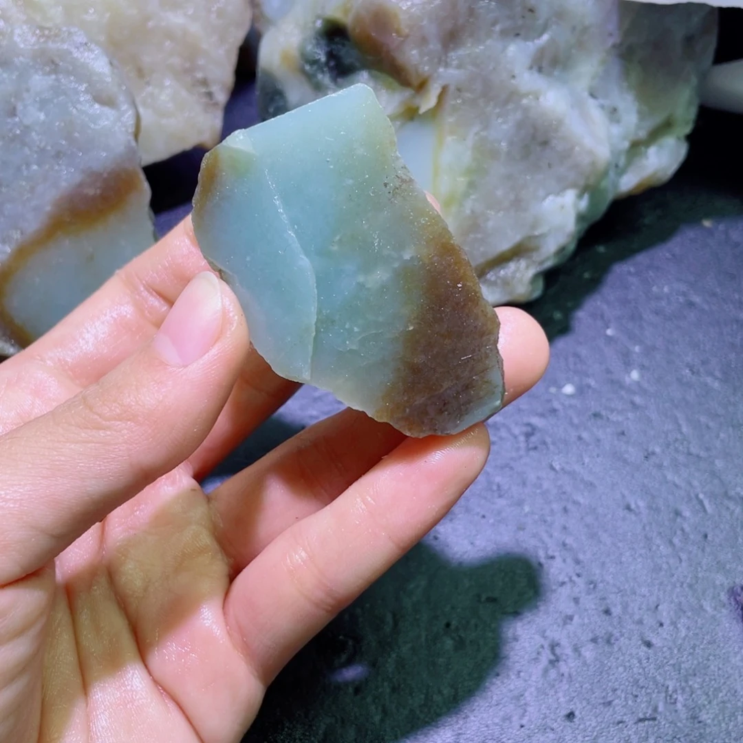 和田玉未镶嵌珠宝半成品