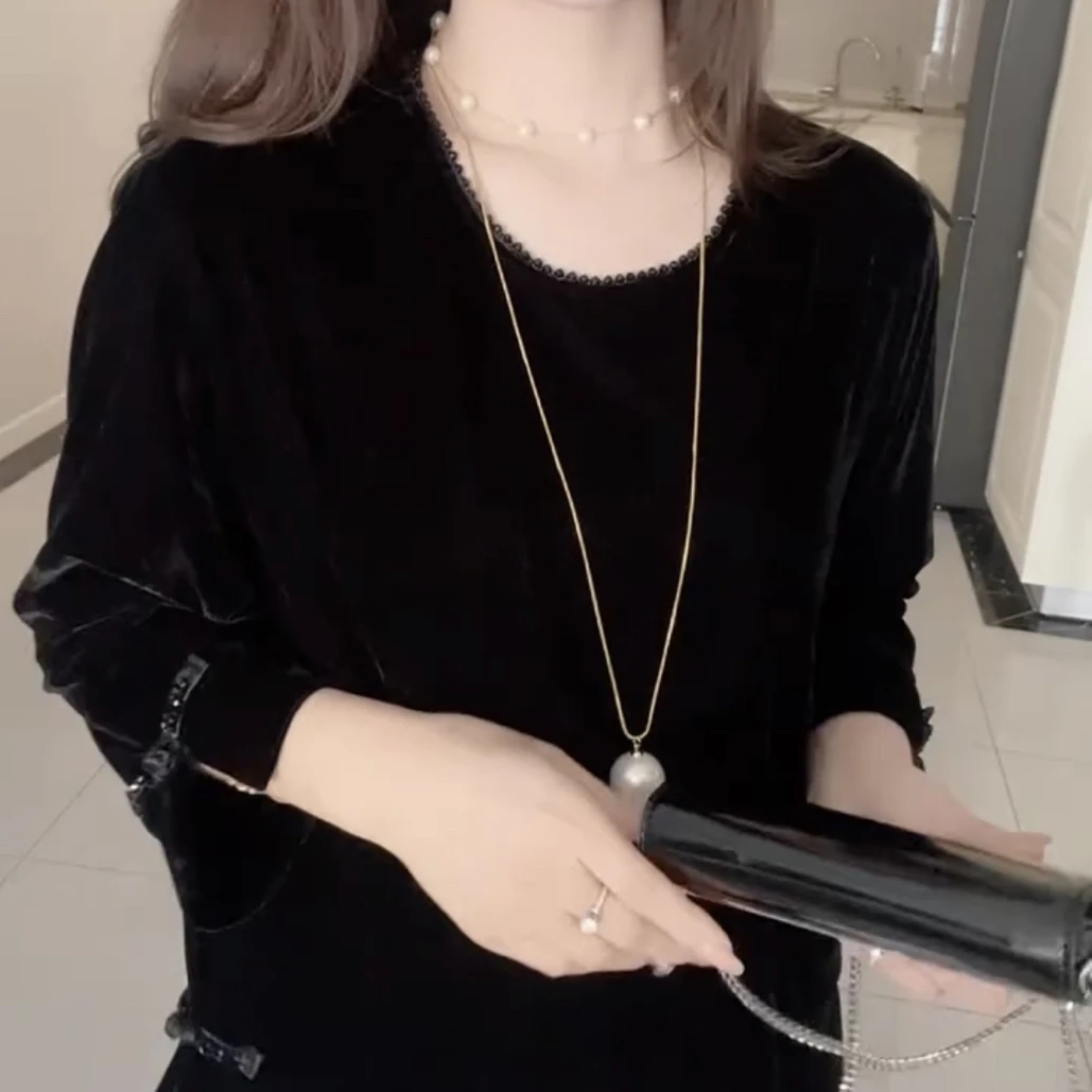 蚕丝丝绒衫秋款气质时尚百搭轻奢长袖网红短款休闲女黑色上衣钉珠