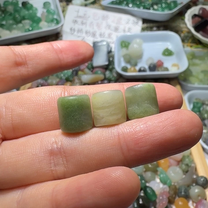 和田玉未镶嵌珠宝半成品