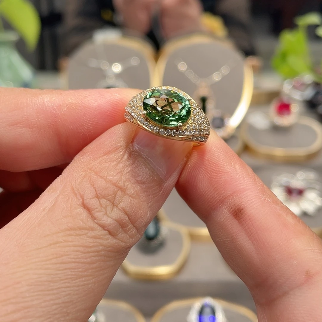 碧玺戒指18K金镶嵌3.26ct