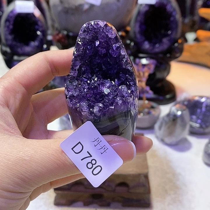 水晶摆件未镶嵌修****狸摆件